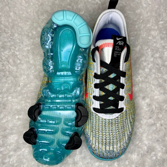 Nike Air Vapormax Flyknit 3 - Picture 6 of 6